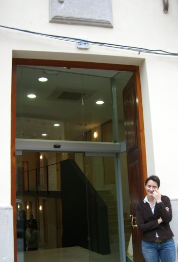 casalcover3.jpg, 25 KB